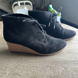 Dr. Scholls black wedge boots